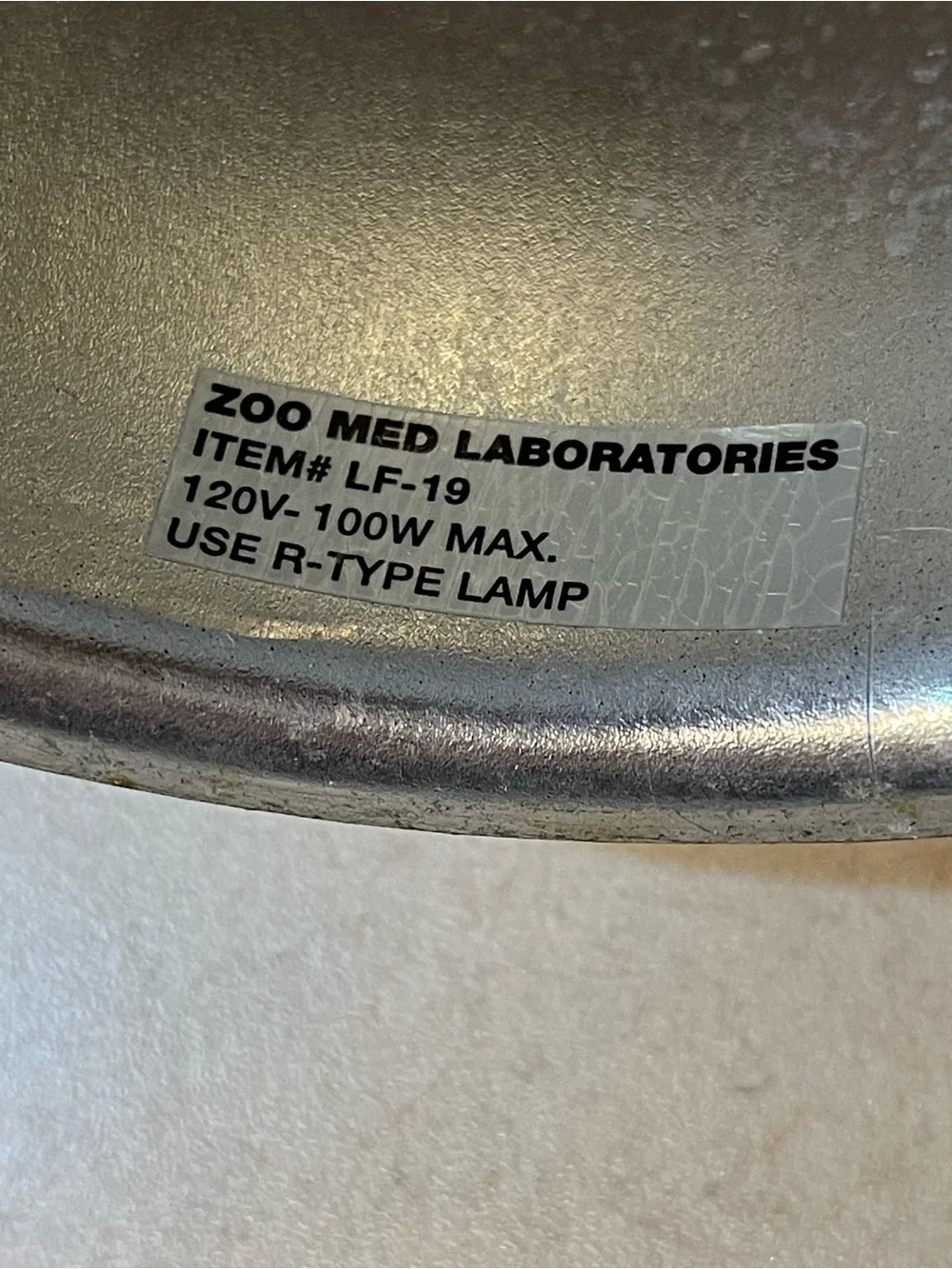 Zoo Med Dual Dome Reptile Heat Lamp Fixture & Two Different Bulbs